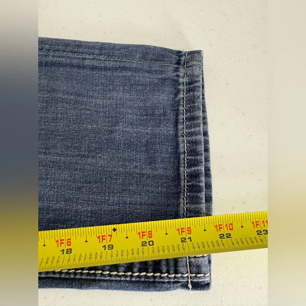 Miss Me | Star Cuffed Capri Jeans Size 28 Low Rise - Picture 9 of 14